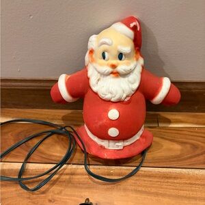 VINTAGE GLO-LITE ILLUMINATED SANTA-GLO TREE TOPPER WALL/MANTLE Window Decor.